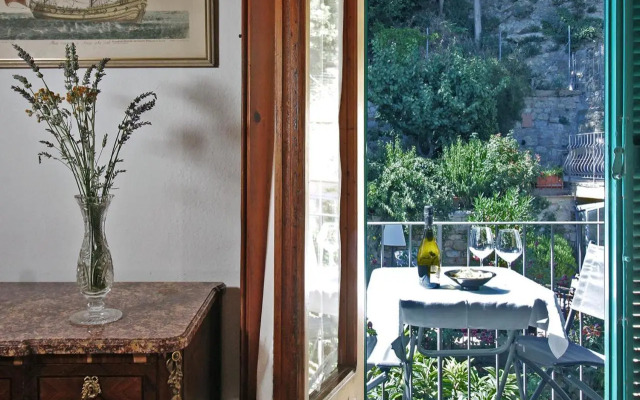 Mint Apartment - Super Central, Quiet, Romantic, close to Finest Restaurants