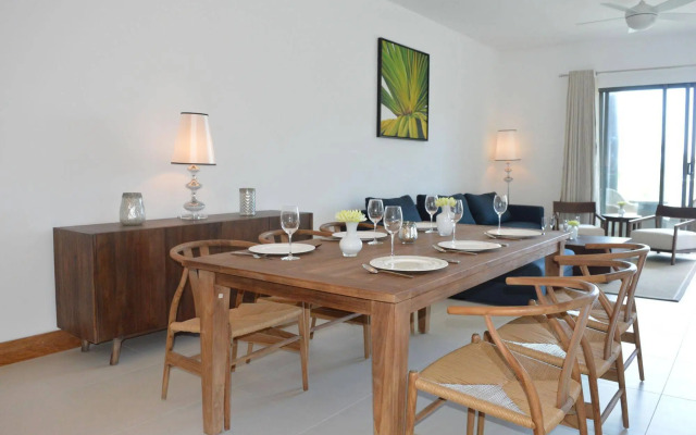 Rose Des Sables Beachfront Apartments