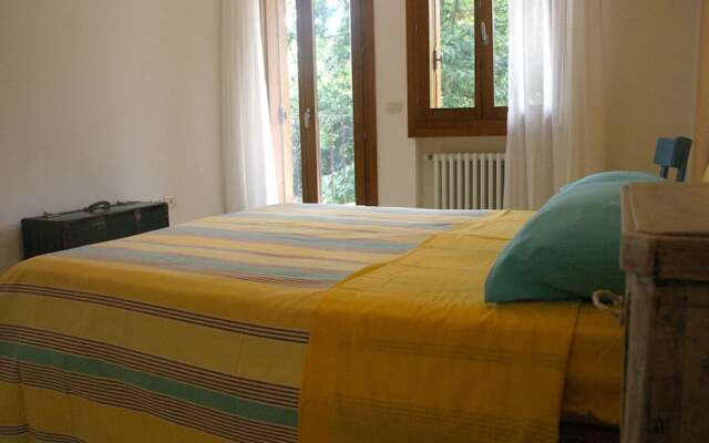Antica Corte Leguzzano B&B