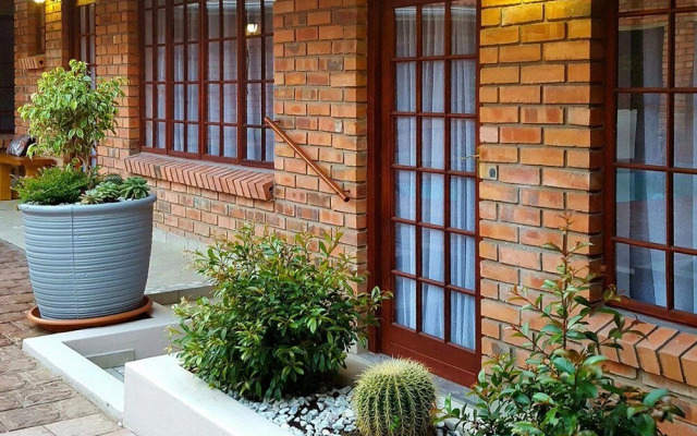 Pompano Guesthouse