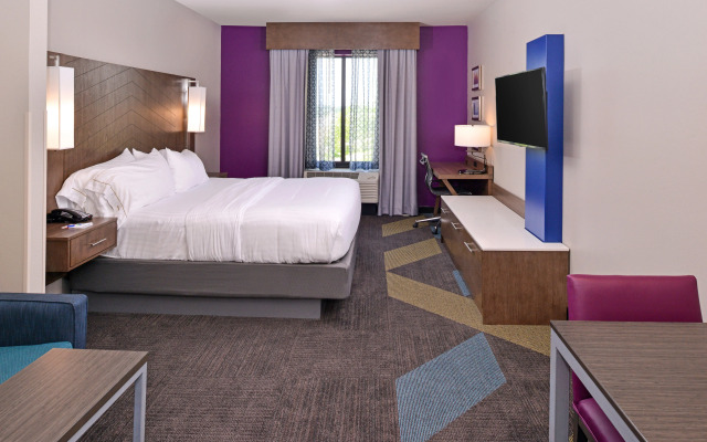 Holiday Inn Express & Suites Bryant - Benton Area, an IHG Hotel