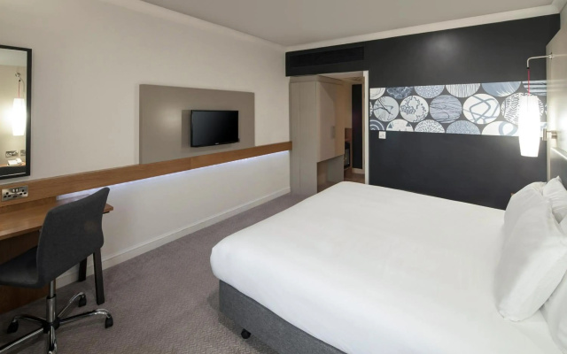 Crowne Plaza Stratford Upon Avon by IHG