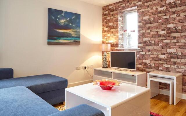 Savoy Court - Your Apartment