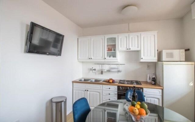 LEILANI -Stunning view apartment near the center!