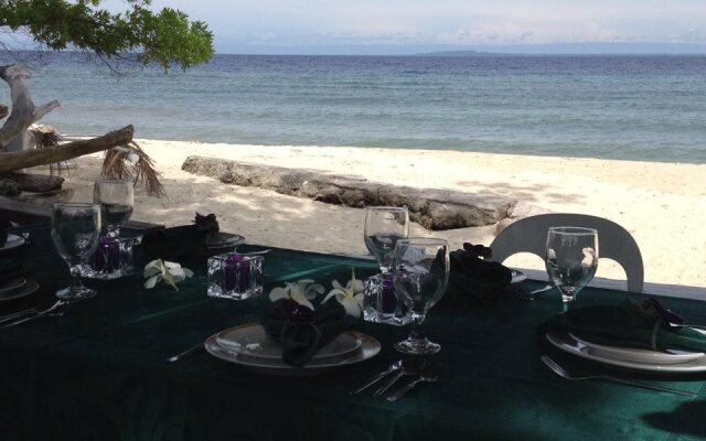 Liwayway Sa Bohol-Pamilacan Bed & Breakfast