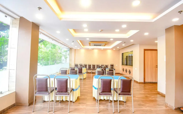 Capital O 64937 Stay Inn International Sealdah