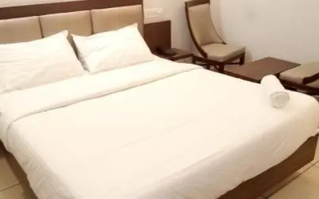 Vels Hotel