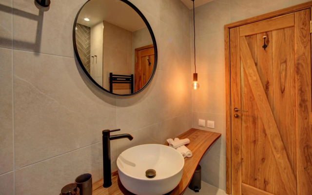 KOKICHE 4 Friends, Borovets