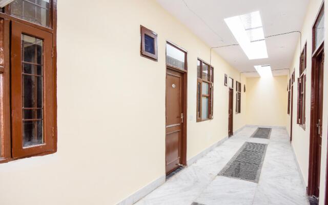 OYO 48981 Hotel HC Residency