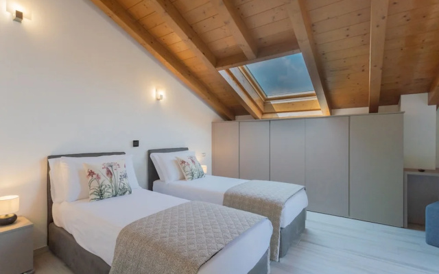 Dream Lake Apartments