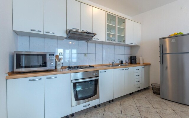 Awesome Home in Jesenice With Wifi and 3 Bedrooms