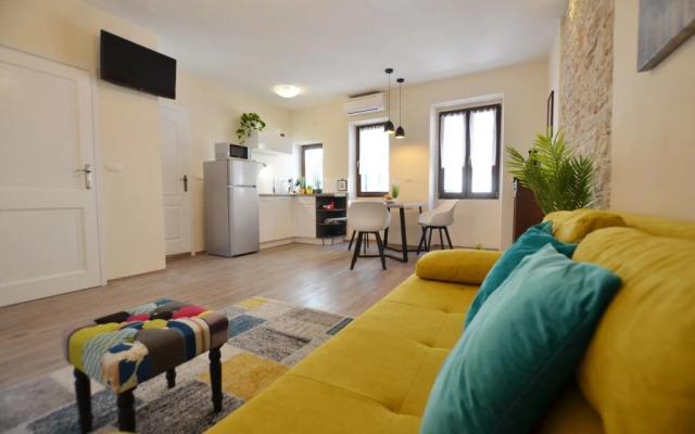 Bruno in Rovinj With 1 Bedrooms and 1 Bathrooms