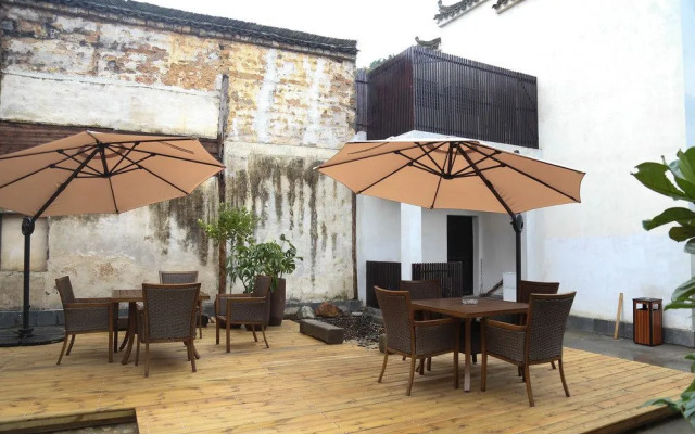 Seclusive Gencaland Hotel