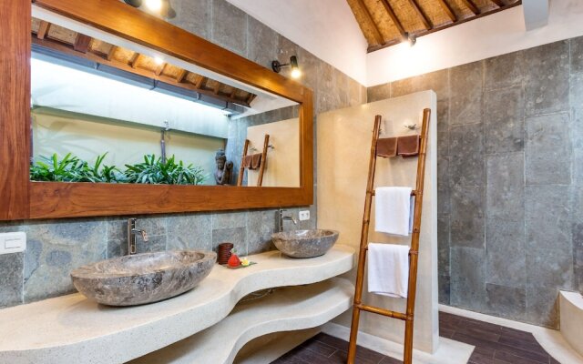 Villa Shantika by Villa Finder