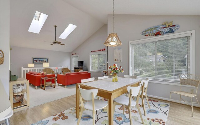 Blues Away by Long & Foster