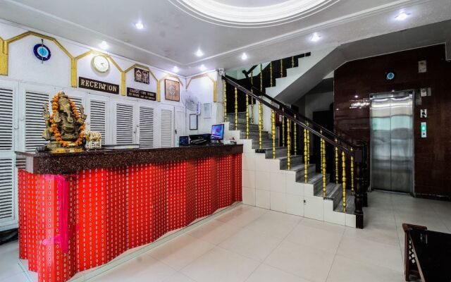 OYO 24801 Hotel Star Palace