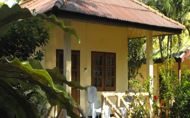 Adam Bungalows