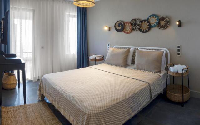 Pelagos Hotel