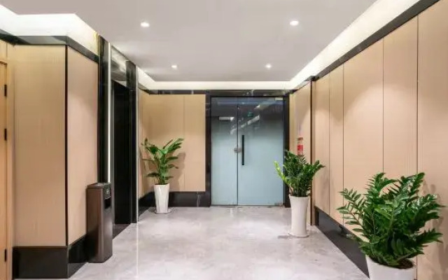 MAXACCOM Future Express Hotel (Jiashan Wanlian Plaza)