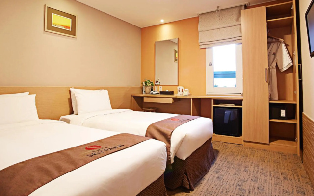 Skypark Myeongdong Iii