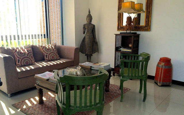 Siamaya – Guest Rooms – Thalang
