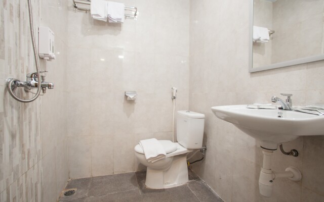 RedDoorz Premium @ Jalan Cengkeh