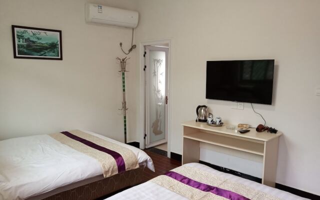 Wuyuan Qingyuan Guanting Guest House