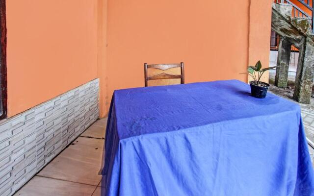 Hotel O Homestay Bang HajiNearLapangan Penujak ( Inen Gonggang)