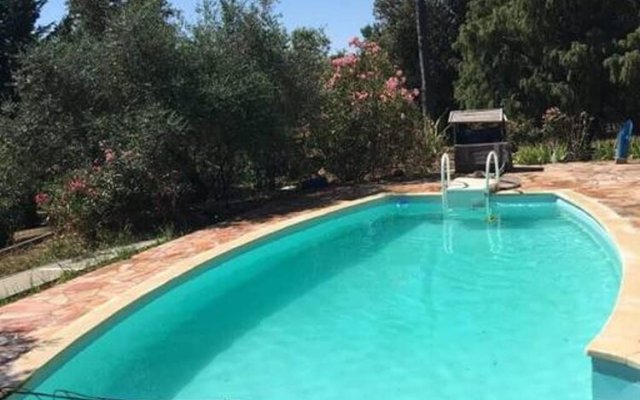 Villa With 3 Bedrooms in Flassans sur Issole, With Private Pool, Enclo