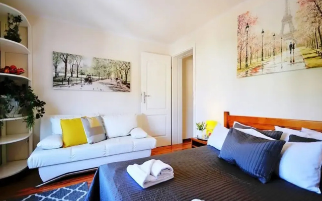 Comfortable 3-room Apartment Close to the sea