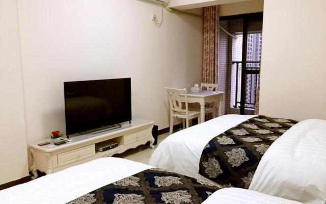 Pazhou Theme Apartment