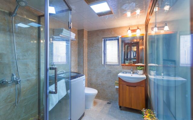 Hongyadong Full River View Apartment