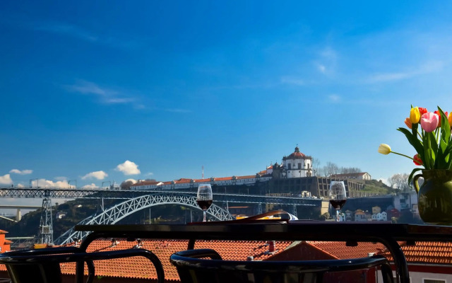 The Editory House Ribeira Porto Hotel
