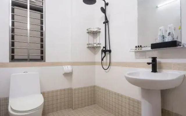 Moonye • Yuetang Design Guesthouse (Haitang Bay)