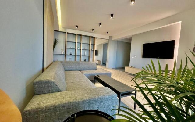 Luxury apartment, private parking,7