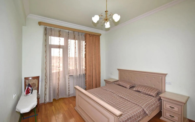 Argishti Street, 2 bedrooms Comfortable apartment GL152