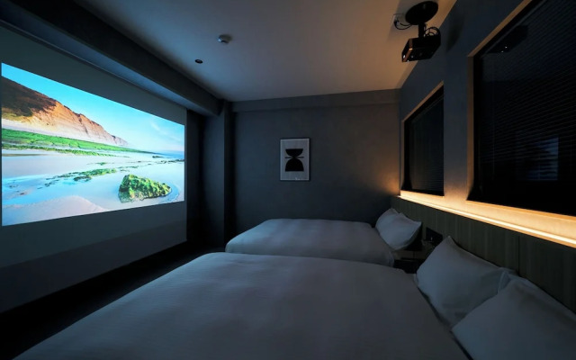 Lacer Okinawa Naha Tomariport