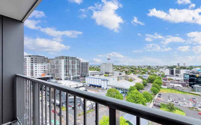 Harbour View Two Bedroom Apartment