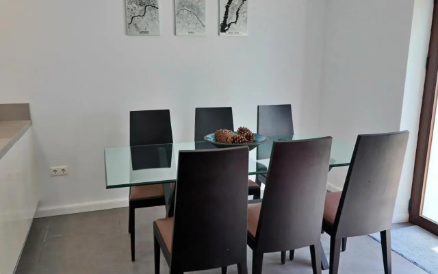 Naranjos Townhouse