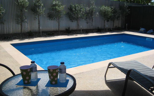 Finches of Beechworth