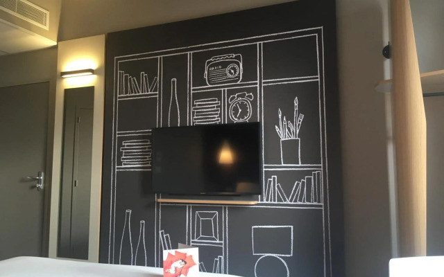 ibis Niort Est Mendes France