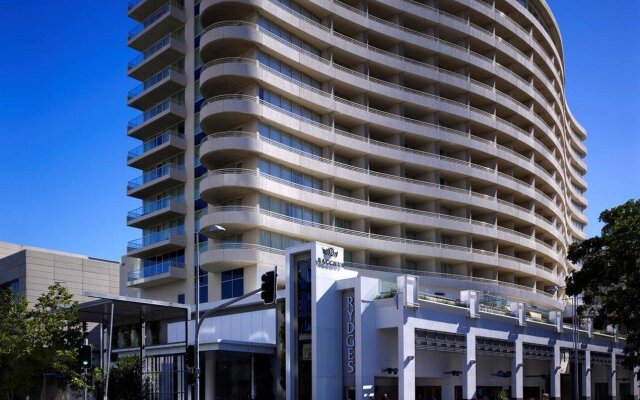 Rydges South Bank