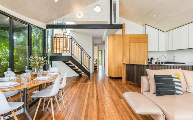 Byron Bay Accom 8 South Beach Lane Riverhouse