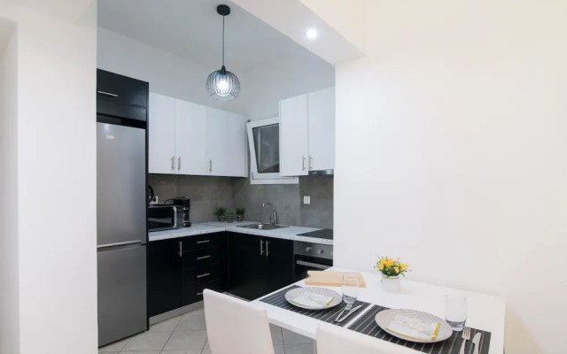 Midtown Apartment by CorfuEscapes
