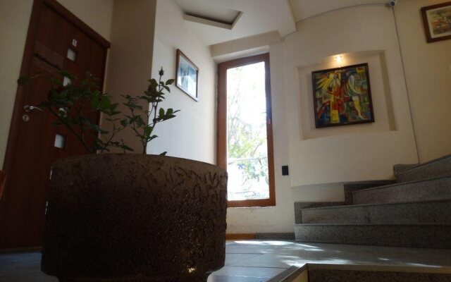 Destiny 1 Hostel
