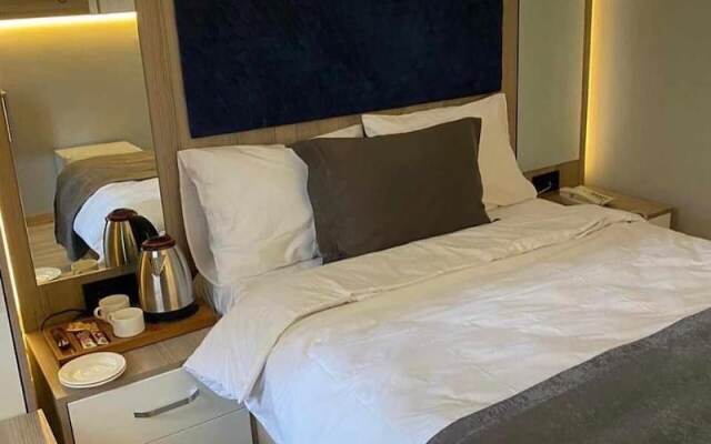 Elit Royal Hotel