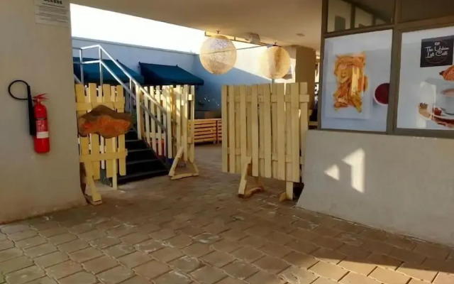 Lux Suites Tsavo Sunset Apartments