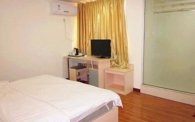 Wuhan Star 7 Hotel