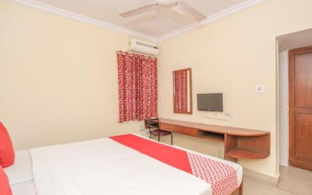 OYO 10394 Hotel Geo