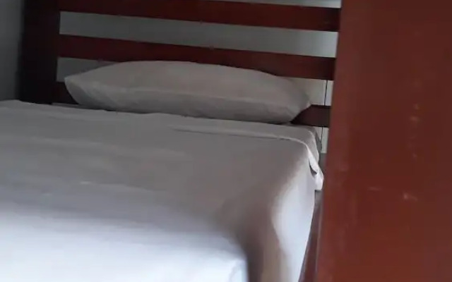 B&E Apartelle